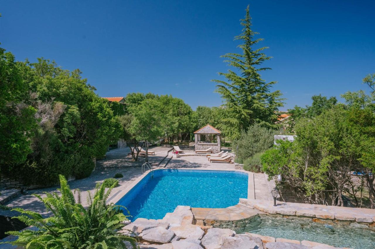 Nono Ban Hotel & Villa Gornji Humac Dış mekan fotoğraf